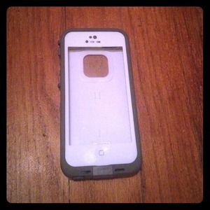 Life proof case*on hold*