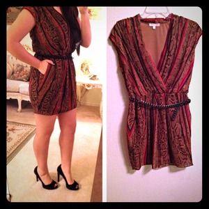 ❌SOLD❌Snake dress with deep V-neck NWOT