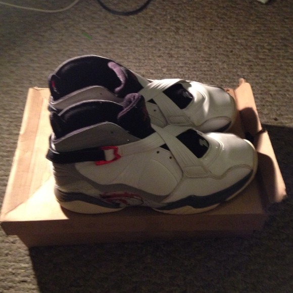 Jordan 8.0 bugs bunny