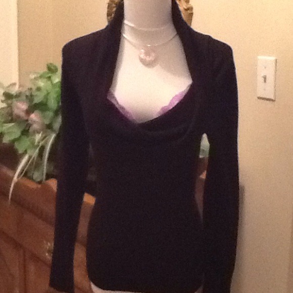 Black, Cow-Neck Sweater with long Sleeves & Sexy💞