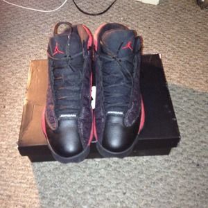 Retro jordan 13 bred