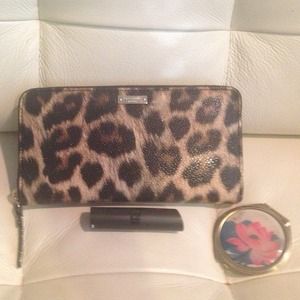 SALE Kate Spade Cedar Street wallet in Leopard