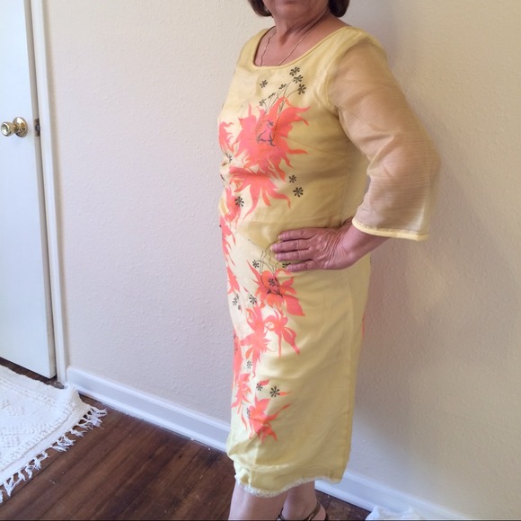 Vintage Alfred Shaheen floral dress!