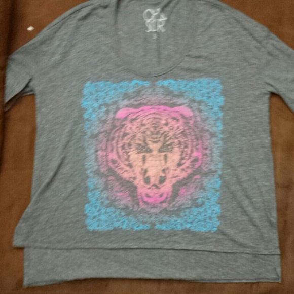 --SOLD--CHASER LA tiger boxy tee - Picture 1 of 2
