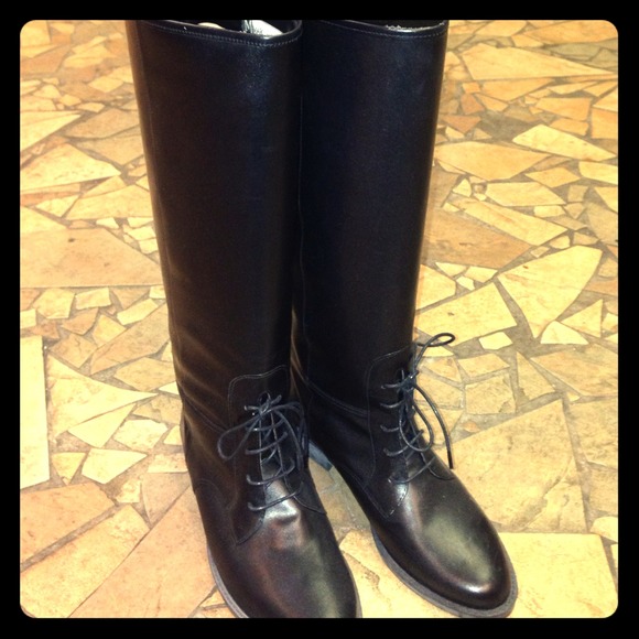 Riding boots