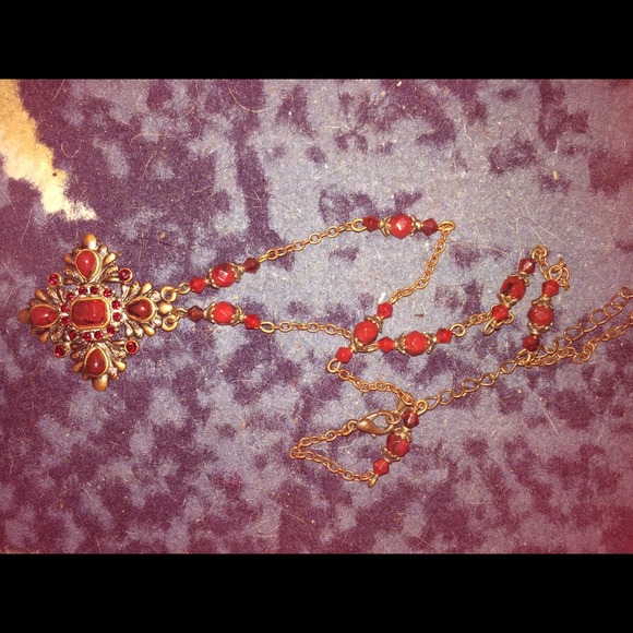 Necklace - Picture 2 of 3