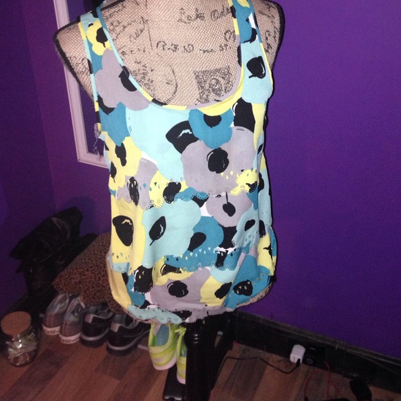 Floral tank