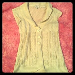 Adorable small Fossil woven tunic top with buttons