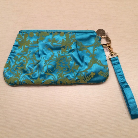 LuLu blue clutch w green textured print - Picture 2 of 3