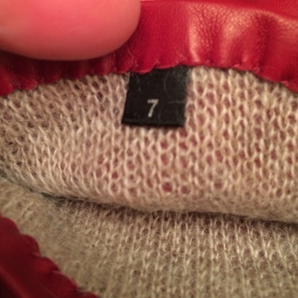 Red leather gloves,cashmere interior. - Picture 4 of 4