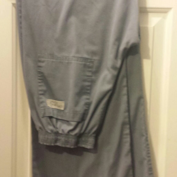 Size small scrub pants.
