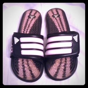Adidas slip on sandles