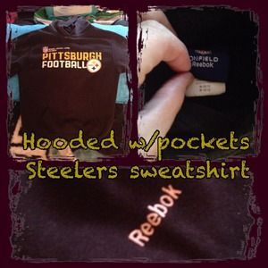 Hooded steelers sweatshirt