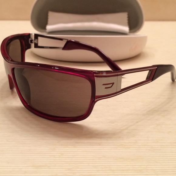 100% Authentic Diesel sunglasses. - Picture 2 of 3
