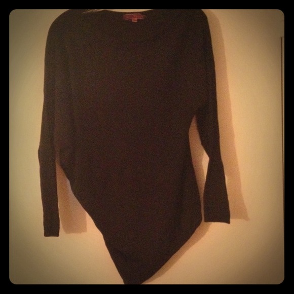 Derek Heart Tops - Wish I fit this side shoulder black sweater top!