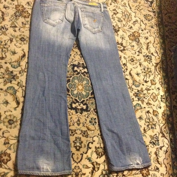 Light Blue Jeans - Picture 2 of 2