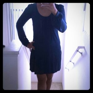 LaMade long sleeved dark blue dress.
