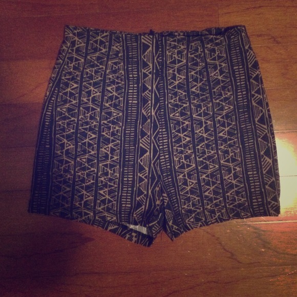 BUNDLE
