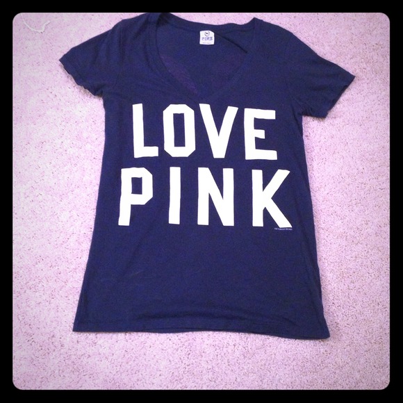 ⛔️SOLD⛔️dark blue PINK tee!