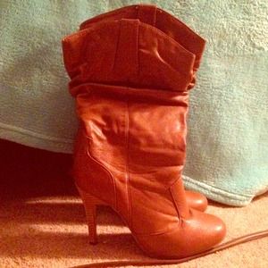 Dark tan Wet Seal calf boot size 7