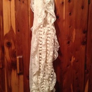 White scarf NWT