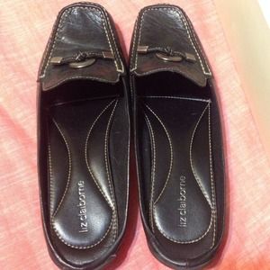 Liz Claiborne black mule loafer