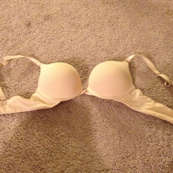 OBO!! Nude Ultra Push Up Bra!!