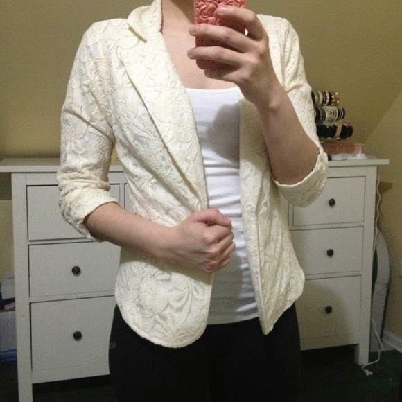 Cream Lace Blazer