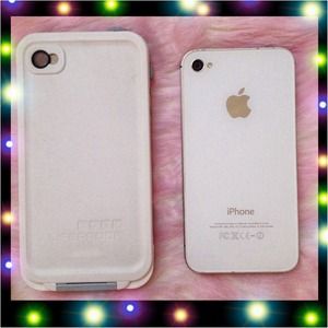 White 16GB IPhone 4s w/waterproof case! 😉