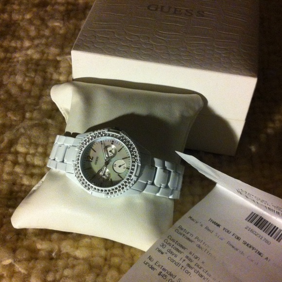 Guess Watch - Picture 3 of 4