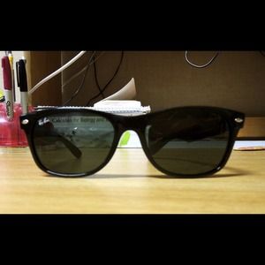 Rayban Wayfarer Sunglasses