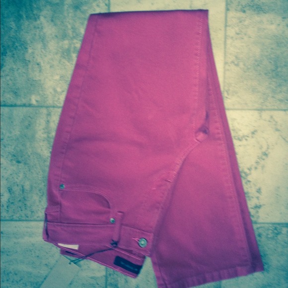 Levi's Denim - Pink Levis