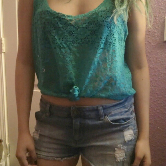 Teal cropped crochet top
