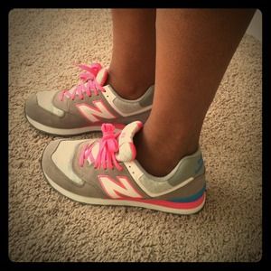 New Balance sneakers 9