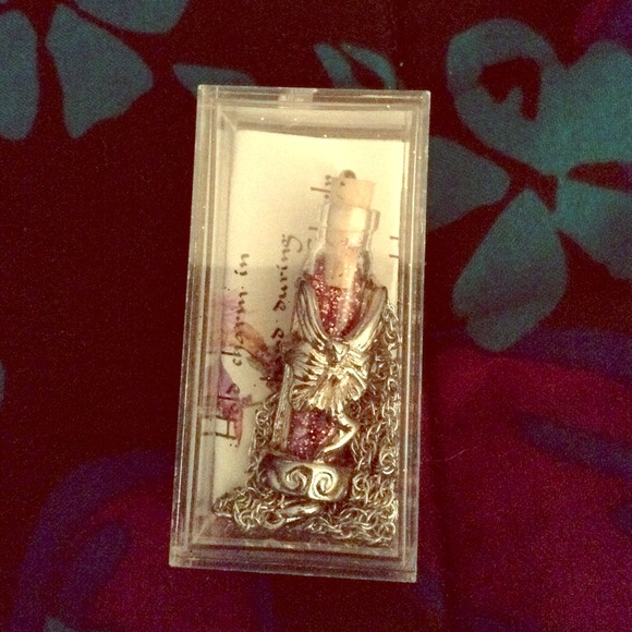 Fairy necklace with fairy dust inside