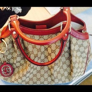 Reserved----Authentic Gucci Sukey - gently used