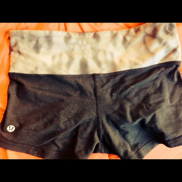 ❌❌Traded❌❌ Lululemon shorts