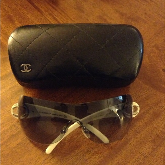 Sunglasses - Picture 2 of 2