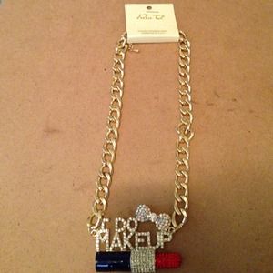 I Do Makeup Necklace
