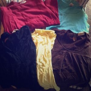 MATERNITY tops hold!!