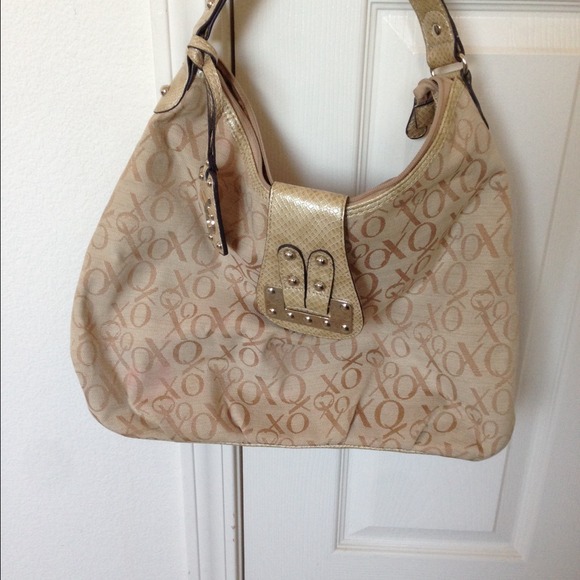 XOXO LEOPARD PRINT HOBO BAG