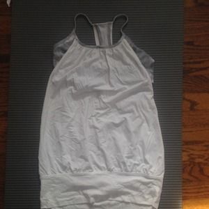 Lululemon no limits tank