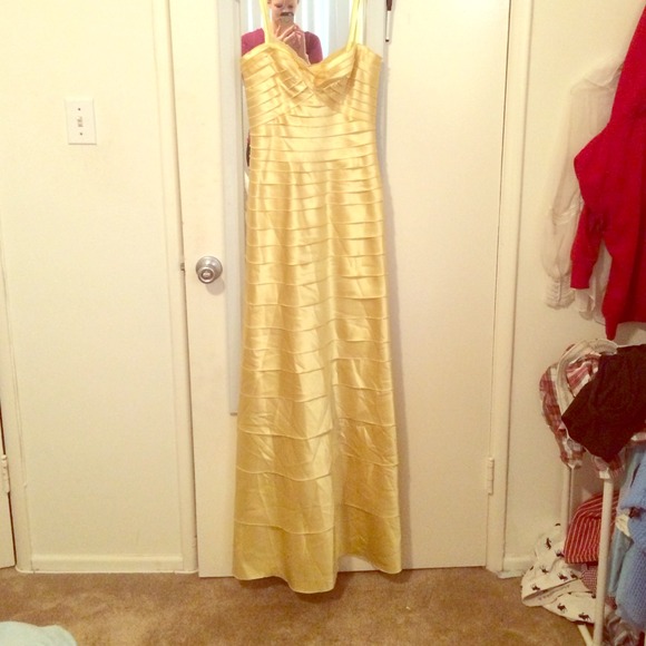 Nwt bcbg yellow formal