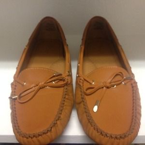 Never worn camel loafers