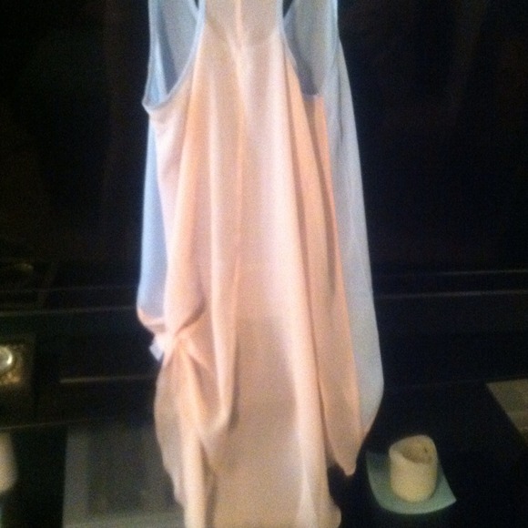 Sheer high low tank - Picture 2 of 4