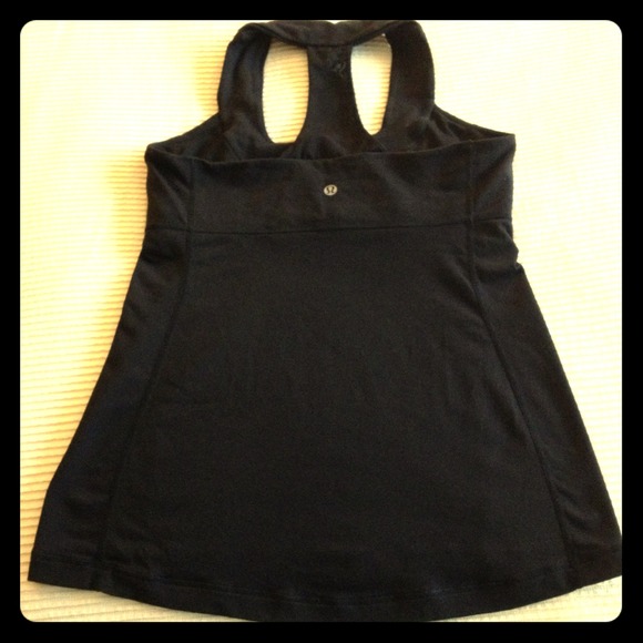 Lululemon scoop neck tank