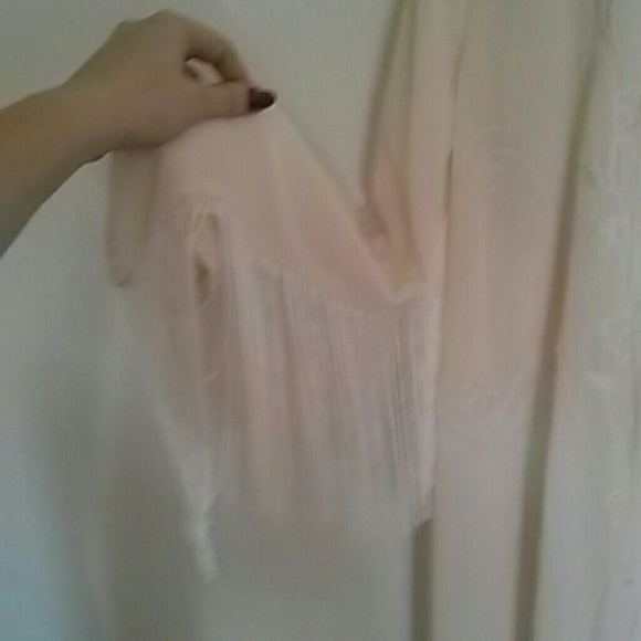 ✨SOLD✨boho Vtg inspired fringed kimono - Picture 2 of 4