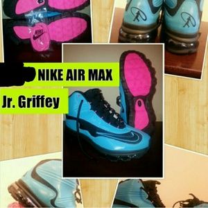 Nike Jr. Griffey