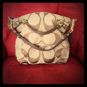 ⚡️REDUCED!!⚡️COACH signature duffle handbag purse