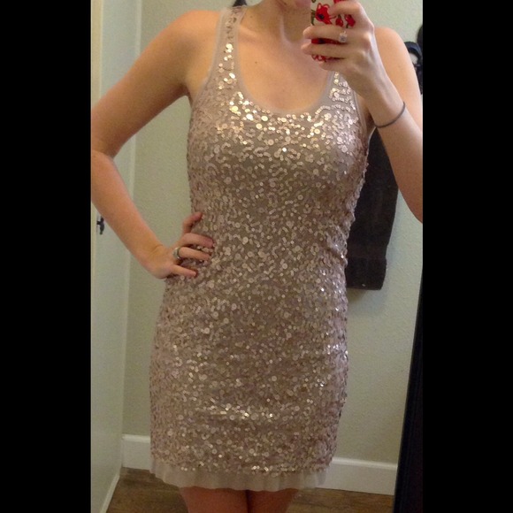 SOLD!!! Max Studio XS Sequin Razorback Dress